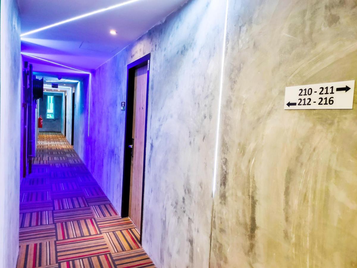 สไมล์ โฮเต็ล ดาเนา โกตา Hotel กัวลาลัมเปอร์ ภายนอก รูปภาพ