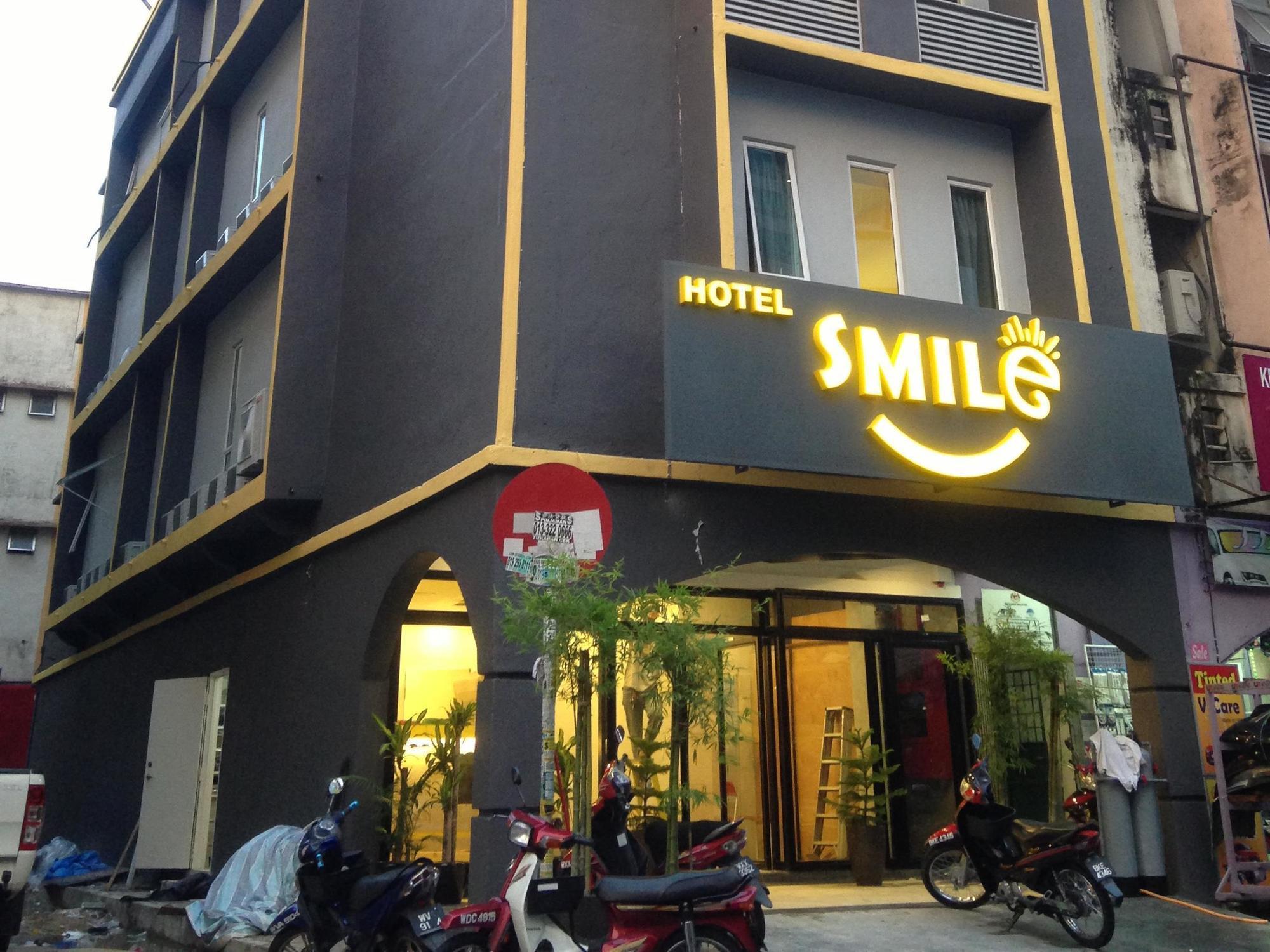 สไมล์ โฮเต็ล ดาเนา โกตา Hotel กัวลาลัมเปอร์ ภายนอก รูปภาพ
